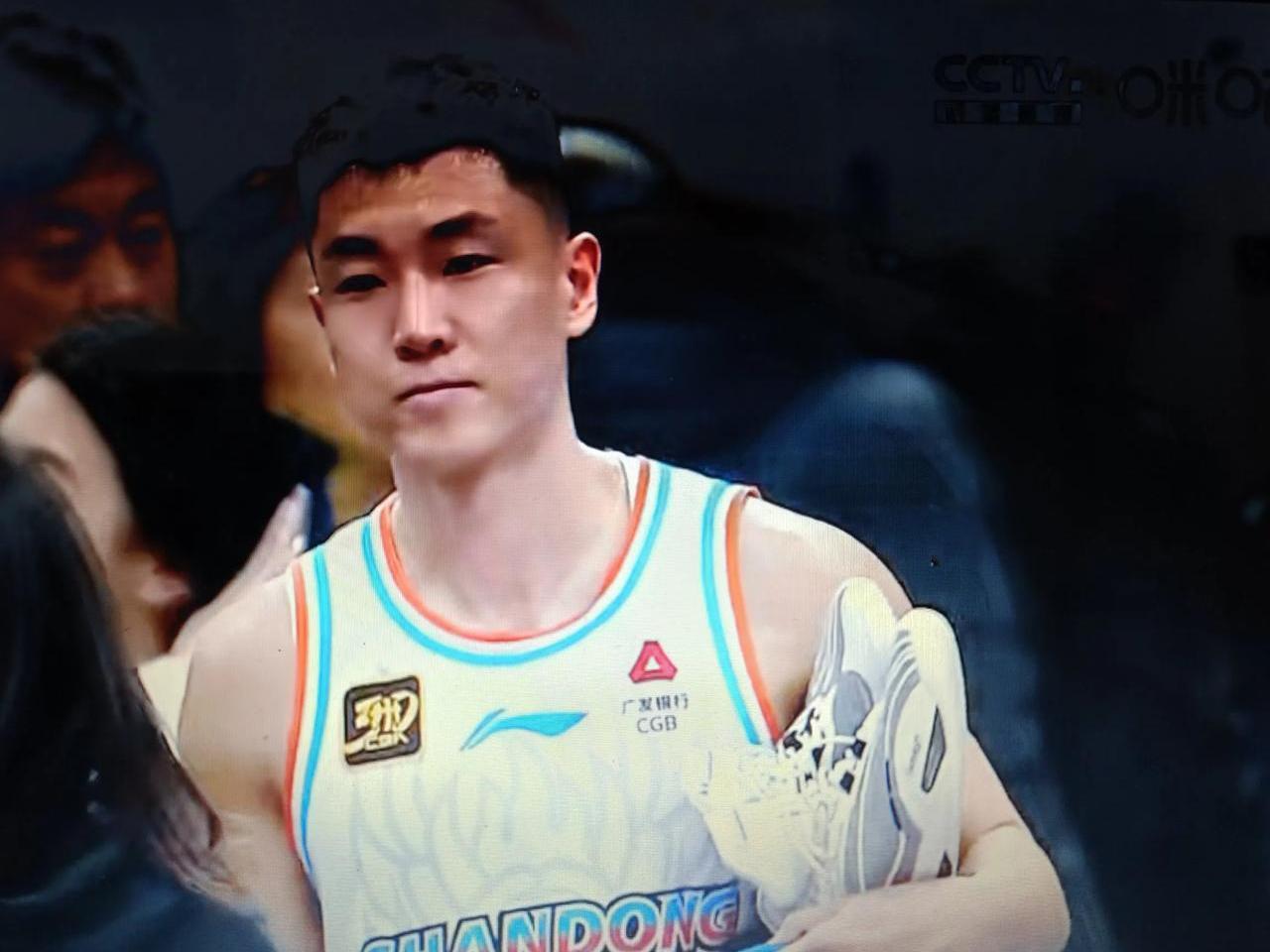 ayx-包含里程碑夜山东男篮主帅复盘；德甲今夜刷纪录；悬念犹存；临场指挥获称赞的词条-ayx