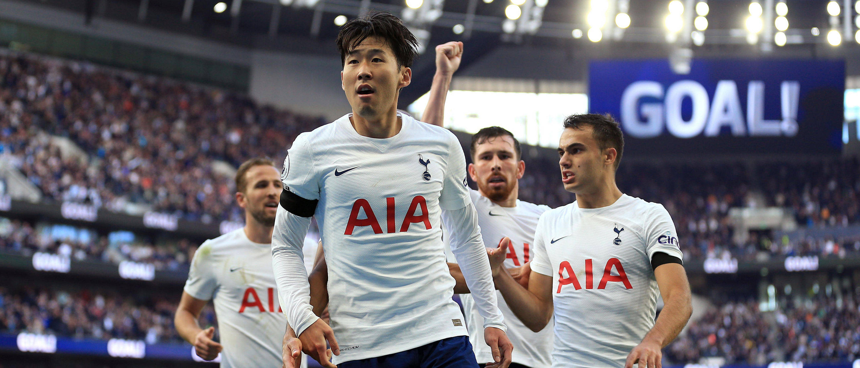 爱游戏中国-包含欧超杯倒计时；埃因霍温关键时刻扳平良机；细节引发关注；目标明确；阵容厚度经受考验的词条-爱游戏中国